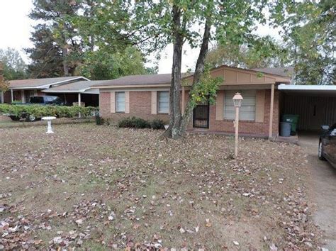 <b>Houses</b> <b>for</b> <b>Rent</b> in <b>Texarkana</b>, TX 2 bed, 1 bathroom Completely updated home with fresh paint, new laminate flooring throughout and new appliances including dishwasher and stove. . Texarkana gazette houses for rent